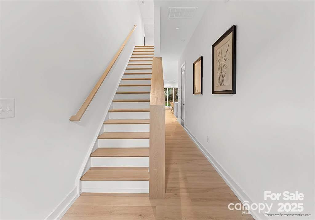 2074 Eaton Road Charlotte, NC 28205 - Photo 9 of 24 Gallery Image 9