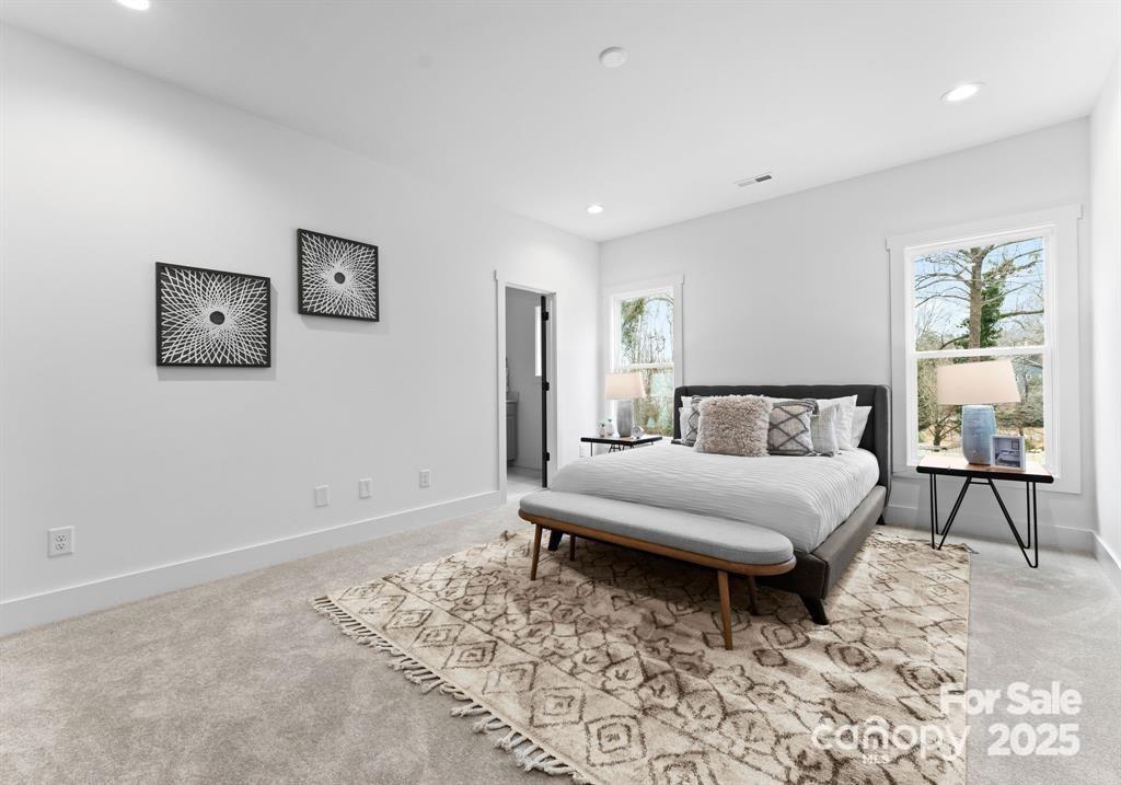 2074 Eaton Road Charlotte, NC 28205 - Photo 10 of 24 Gallery Image 10