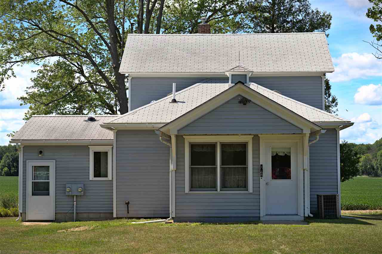 9731 South Meridian Road Shepherd, MI 48883 - Photo 2 of 43 1878359-1.JPG