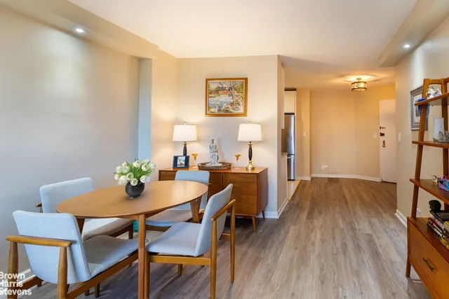 $300,000 | 2621 Palisade Avenue, Unit 2G | Spuyten Duyvil