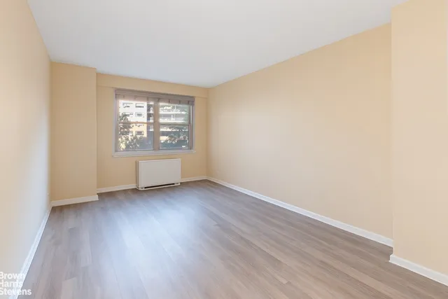 $300,000 | 2621 Palisade Avenue, Unit 2G | Spuyten Duyvil