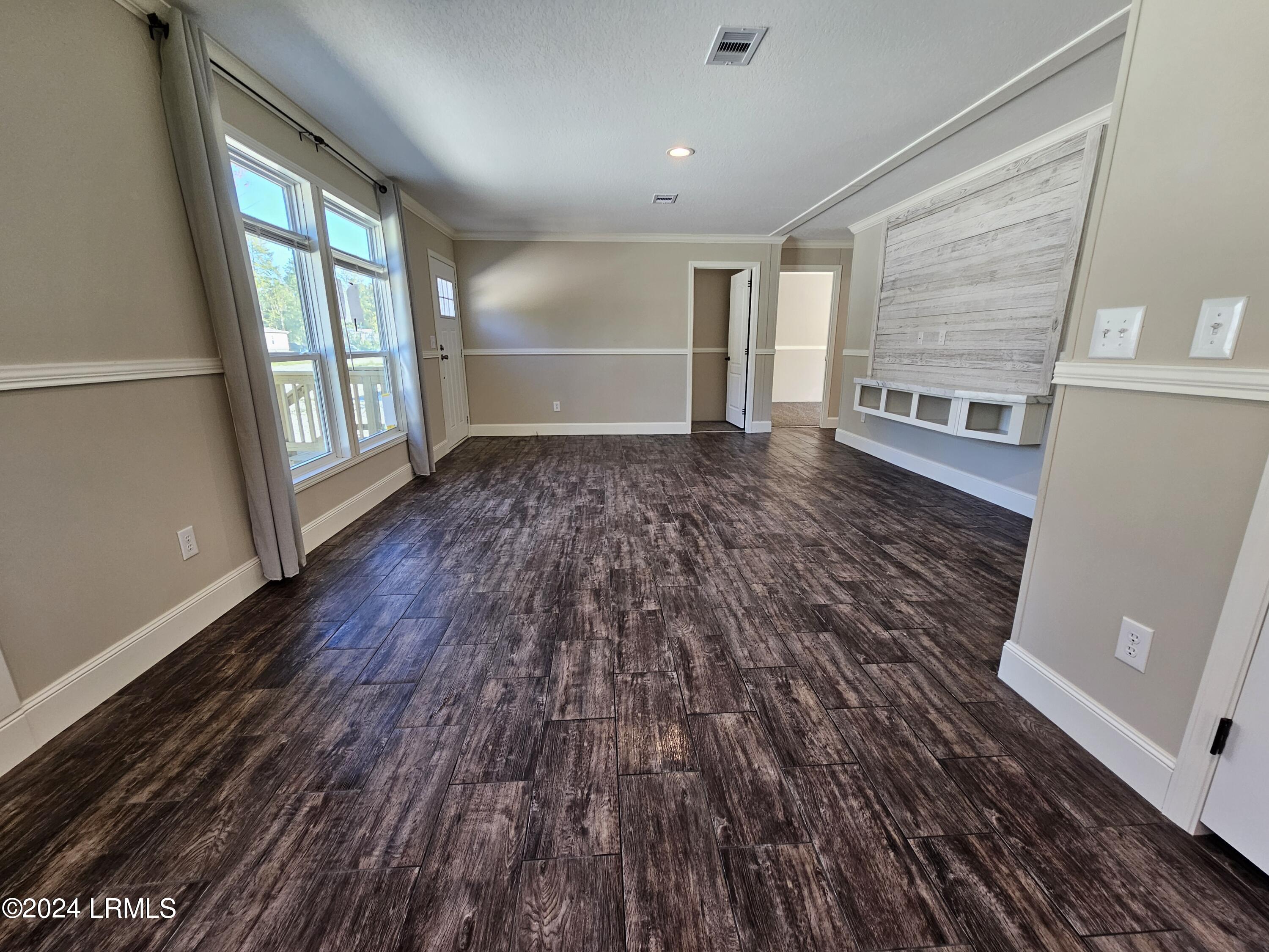 8 Unity Lane Seabrook, SC 29940 - Photo 15 of 44 8 UNITY LANE IMAGES 10.11 (128)