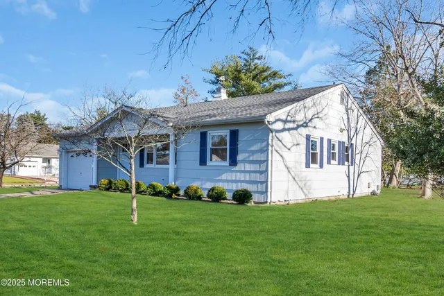 $439,999 | 89 Brakenbury Drive, Toms River, NJ 08757