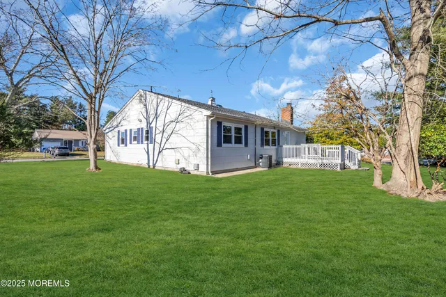 $439,999 | 89 Brakenbury Drive, Toms River, NJ 08757