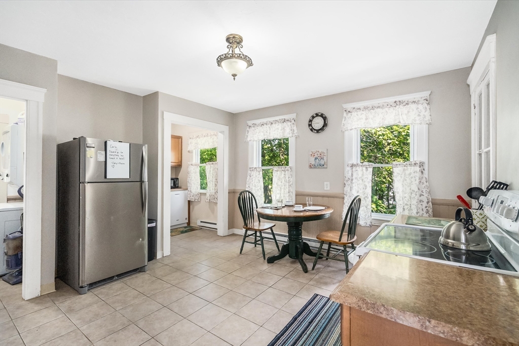 427 Hamilton Street, Unit 2 Worcester, MA 01604 - Photo 16 of 23