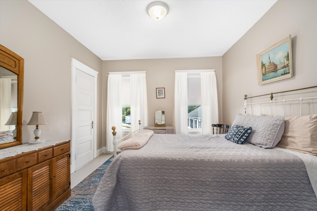427 Hamilton Street, Unit 2 Worcester, MA 01604 - Photo 19 of 23