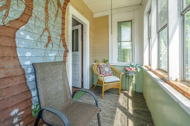 $2,450 | 427 Hamilton Street, Unit 2, Worcester, MA 01604