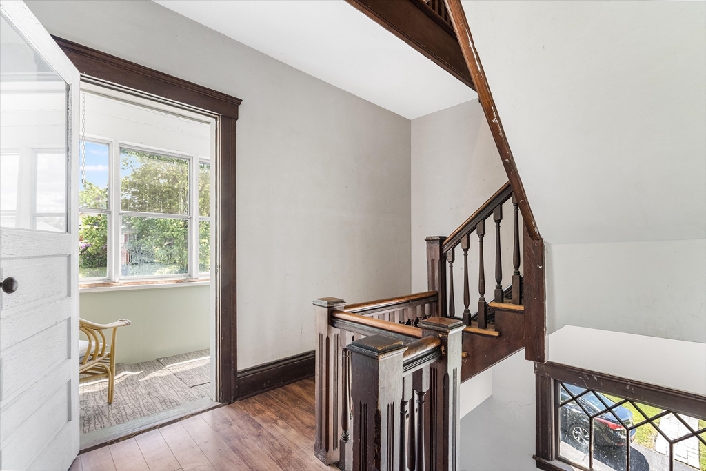 427 Hamilton Street, Unit 2 Worcester, MA 01604 - Photo 9 of 24