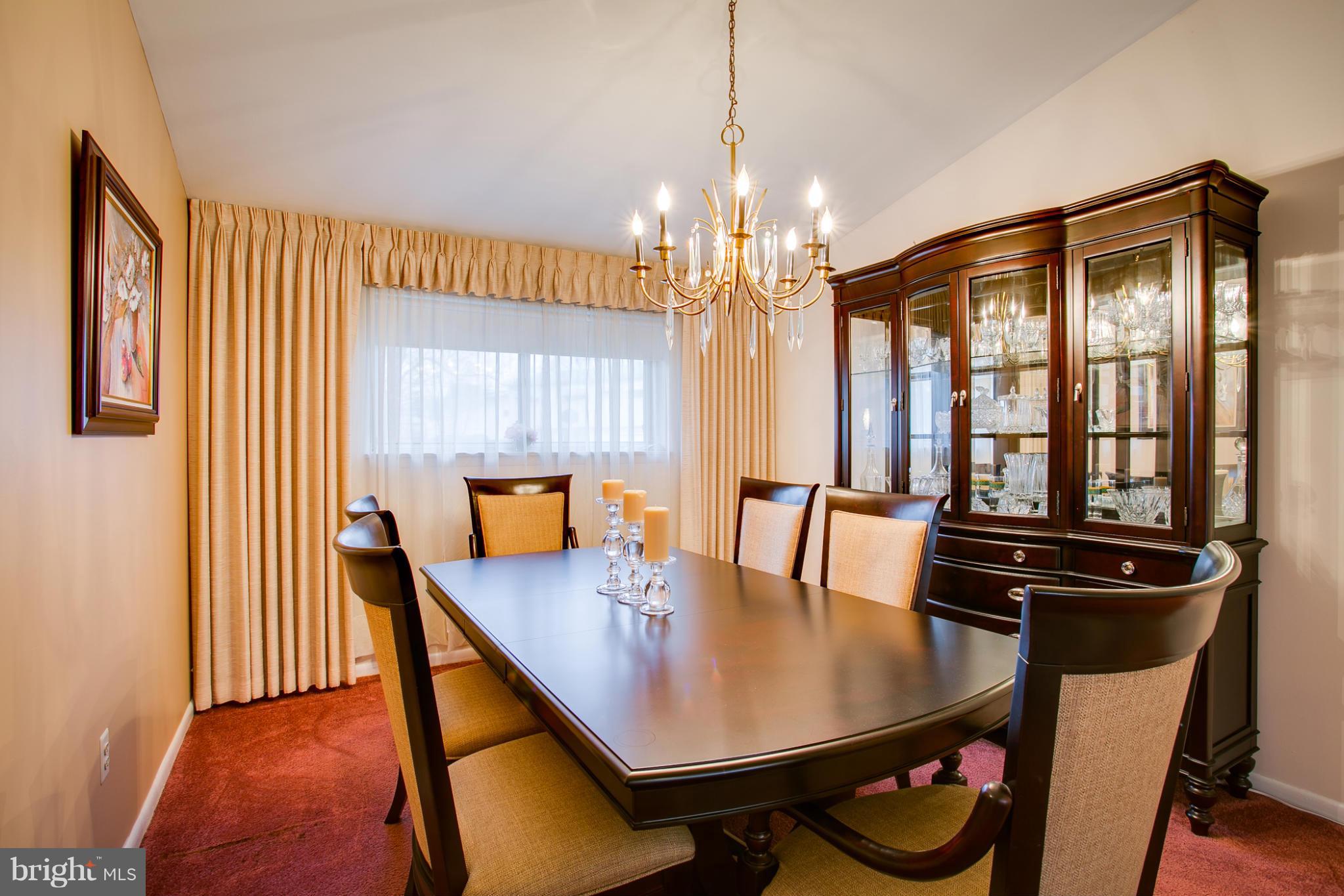802 Hopewood Road Baltimore, MD 21208 - Photo 12 of 27 Dining Room