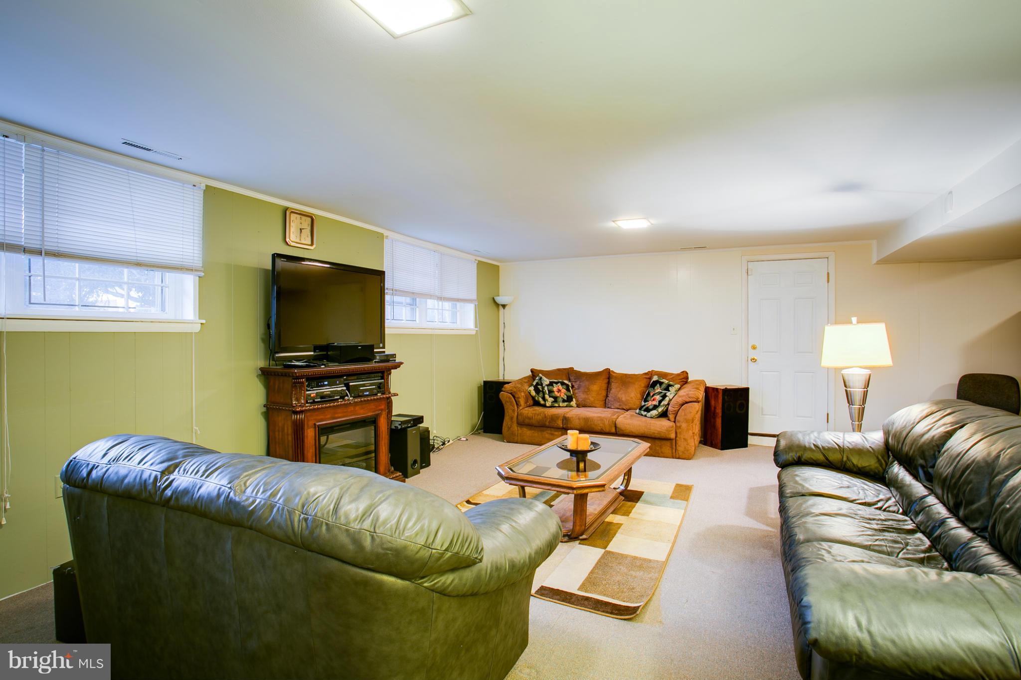 802 Hopewood Road Baltimore, MD 21208 - Photo 22 of 27 Large Basement