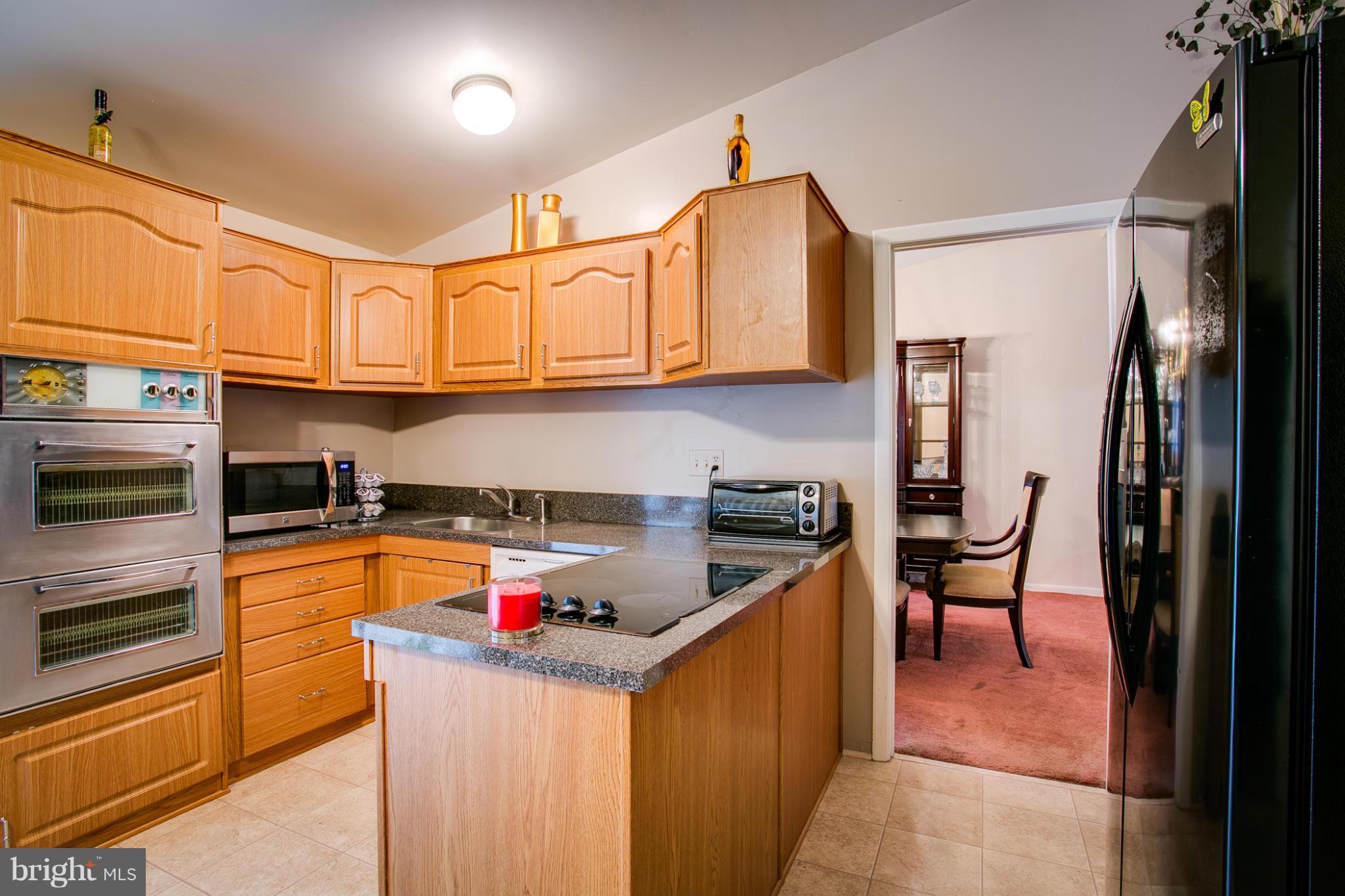 802 Hopewood Road Baltimore, MD 21208 - Photo 9 of 27 Kitchen