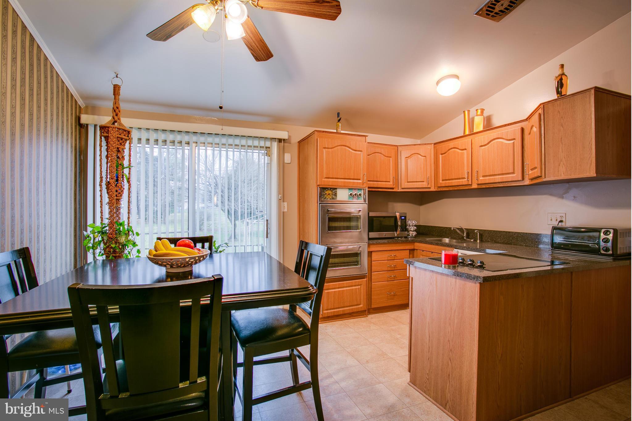 802 Hopewood Road Baltimore, MD 21208 - Photo 10 of 27 Eat-In Kitchen