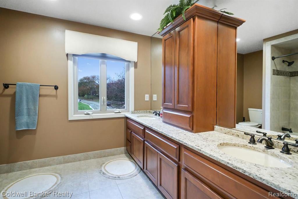 1989 Mapleridge Road Rochester Hills, MI 48309 - Photo 35 of 50