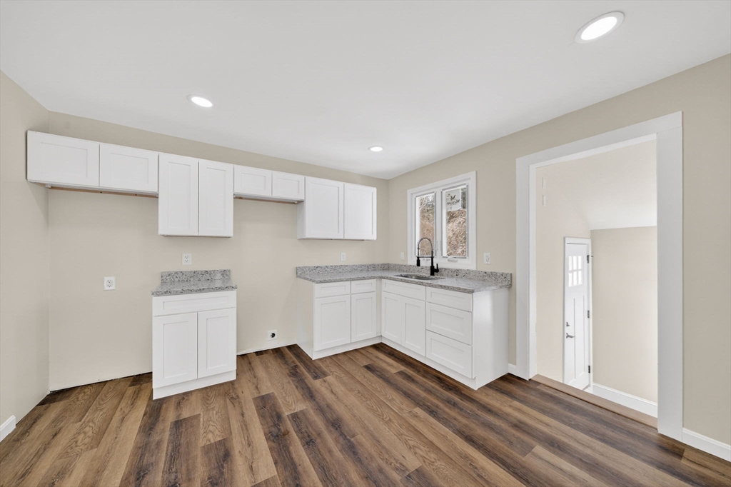 12 Oakdale Street Wareham, MA 02571 - Photo 17 of 26