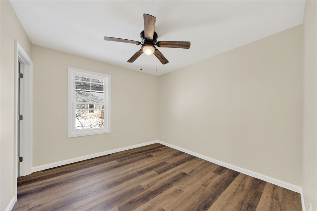 12 Oakdale Street Wareham, MA 02571 - Photo 19 of 26