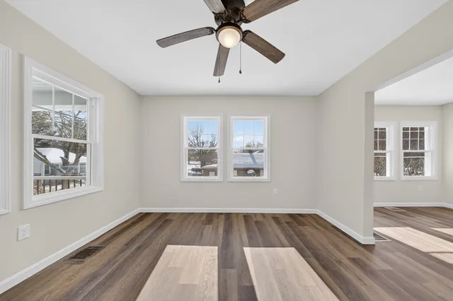 $399,900 | 12 Oakdale Street, Wareham, MA 02571