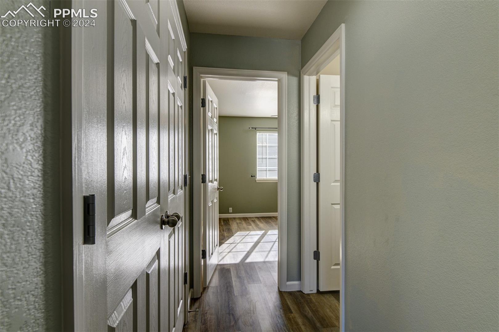 4104 Diamond Ridge View Colorado Springs, CO 80918 - Photo 20 of 36 Gallery Image 20