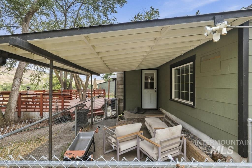 259 Highway 12 Pomeroy, WA 99347 - Photo 39 of 45 Patio terrace
