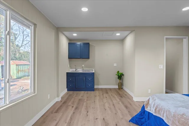 $459,000 | 221 West Pearl Avenue, Stockton, CA 95207