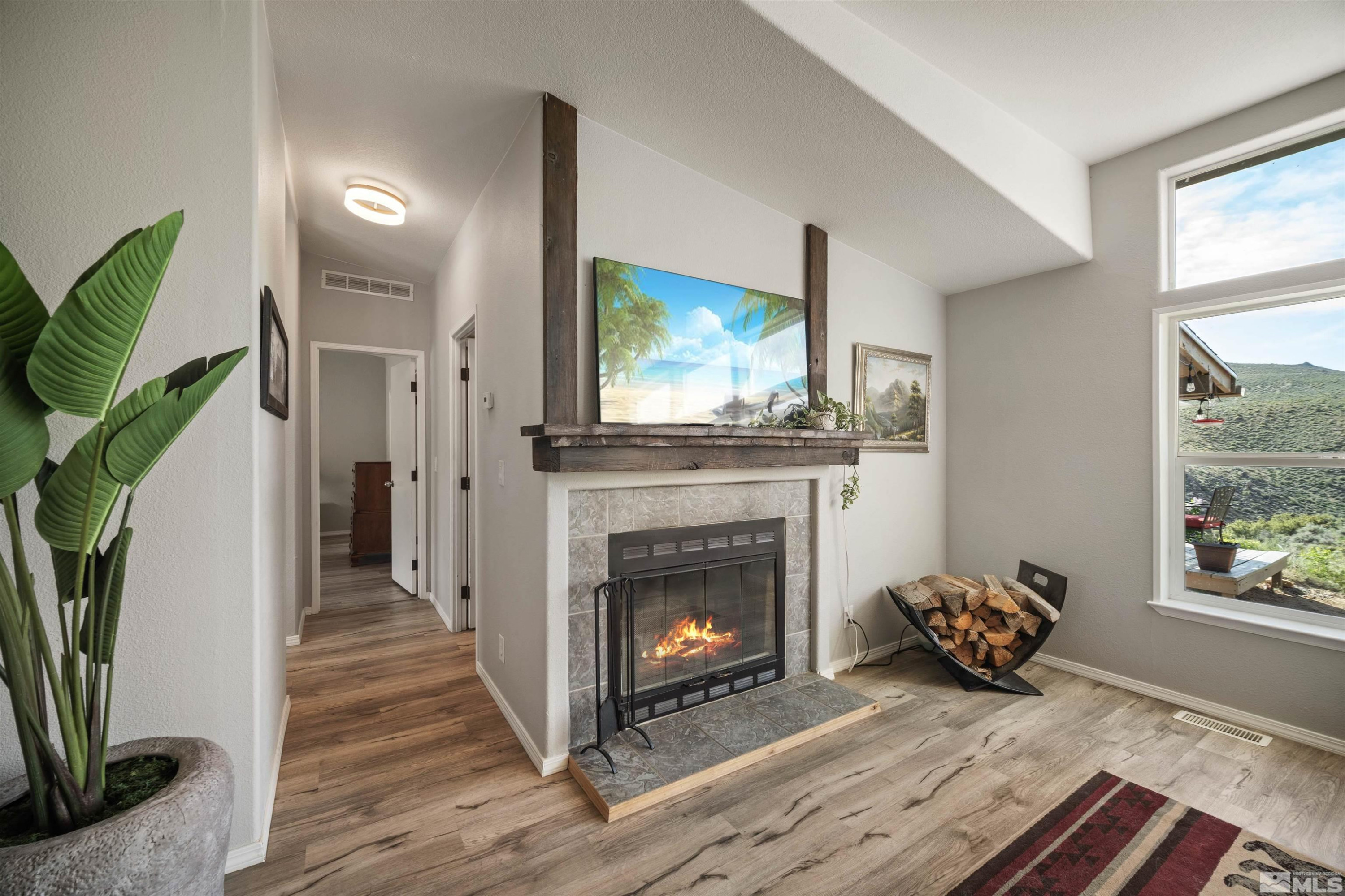 13705 North Red Rock Road Reno, NV 89508 - Photo 8 of 46 Photo 22