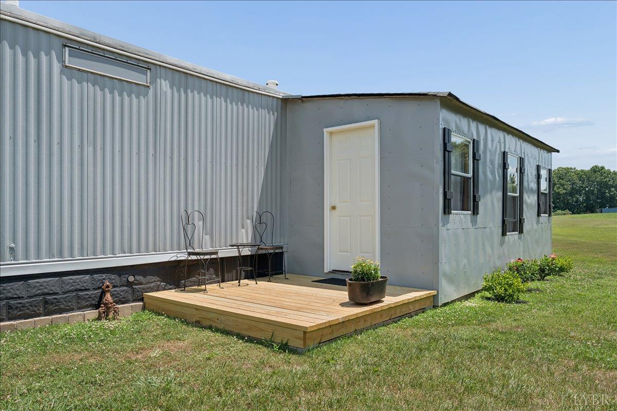 1606 Mt Calvary Road Brookneal, VA 24528 - Photo 22 of 43