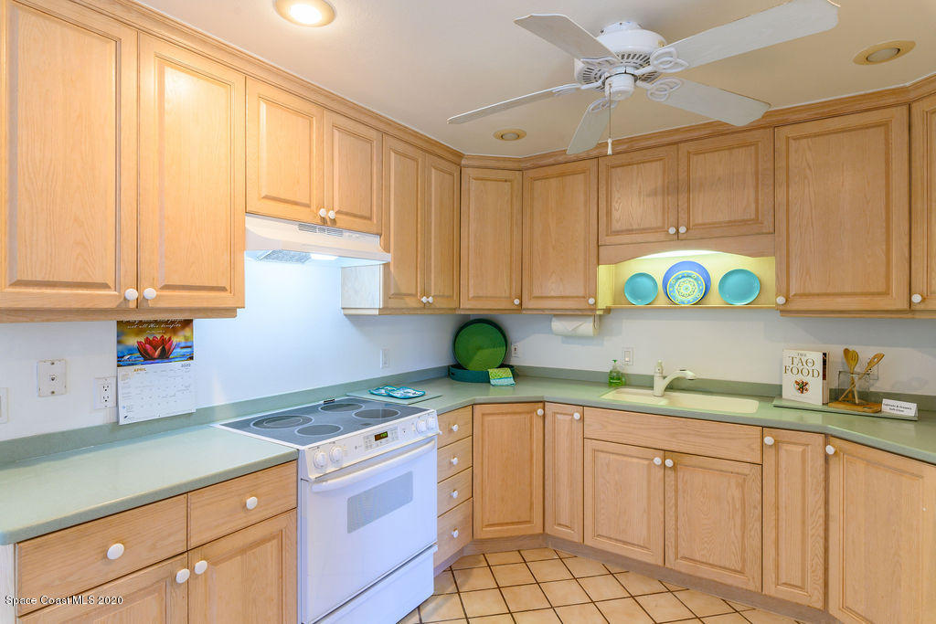 335 Richards Road Melbourne Beach, FL 32951 - Photo 12 of 51 Room for Island