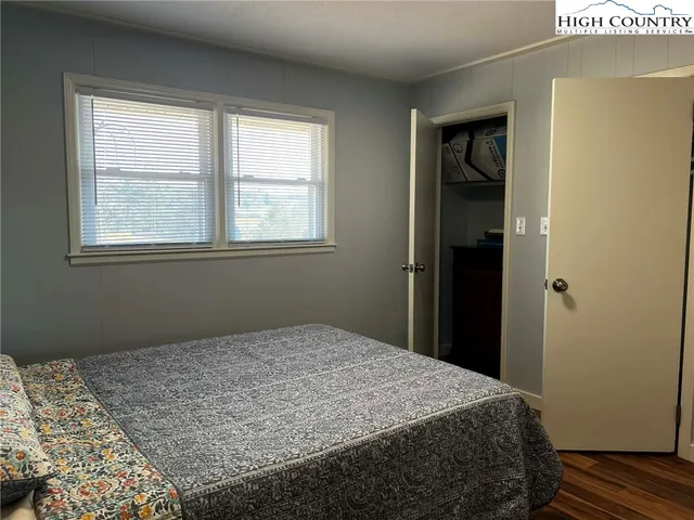 $324,500 | 290 Riverview Drive, Sparta, NC 28675