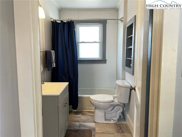 $324,500 | 290 Riverview Drive, Sparta, NC 28675