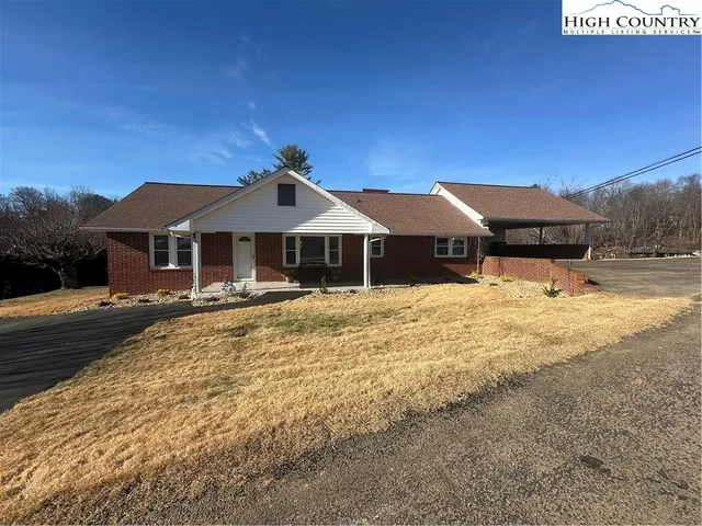 $324,500 | 290 Riverview Drive, Sparta, NC 28675