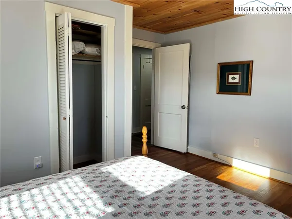 $324,500 | 290 Riverview Drive, Sparta, NC 28675