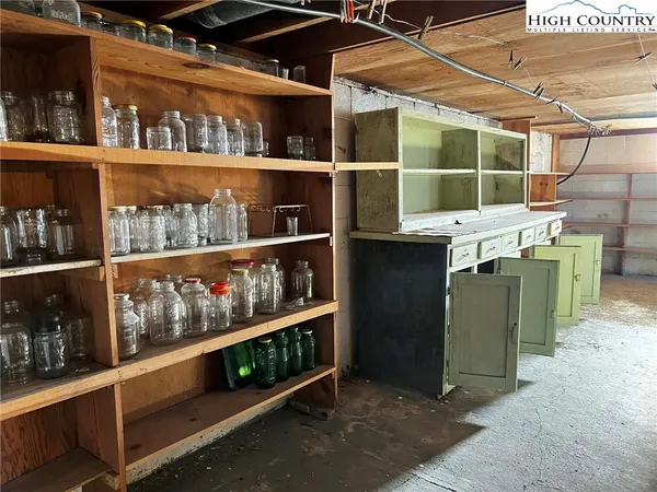 $324,500 | 290 Riverview Drive, Sparta, NC 28675