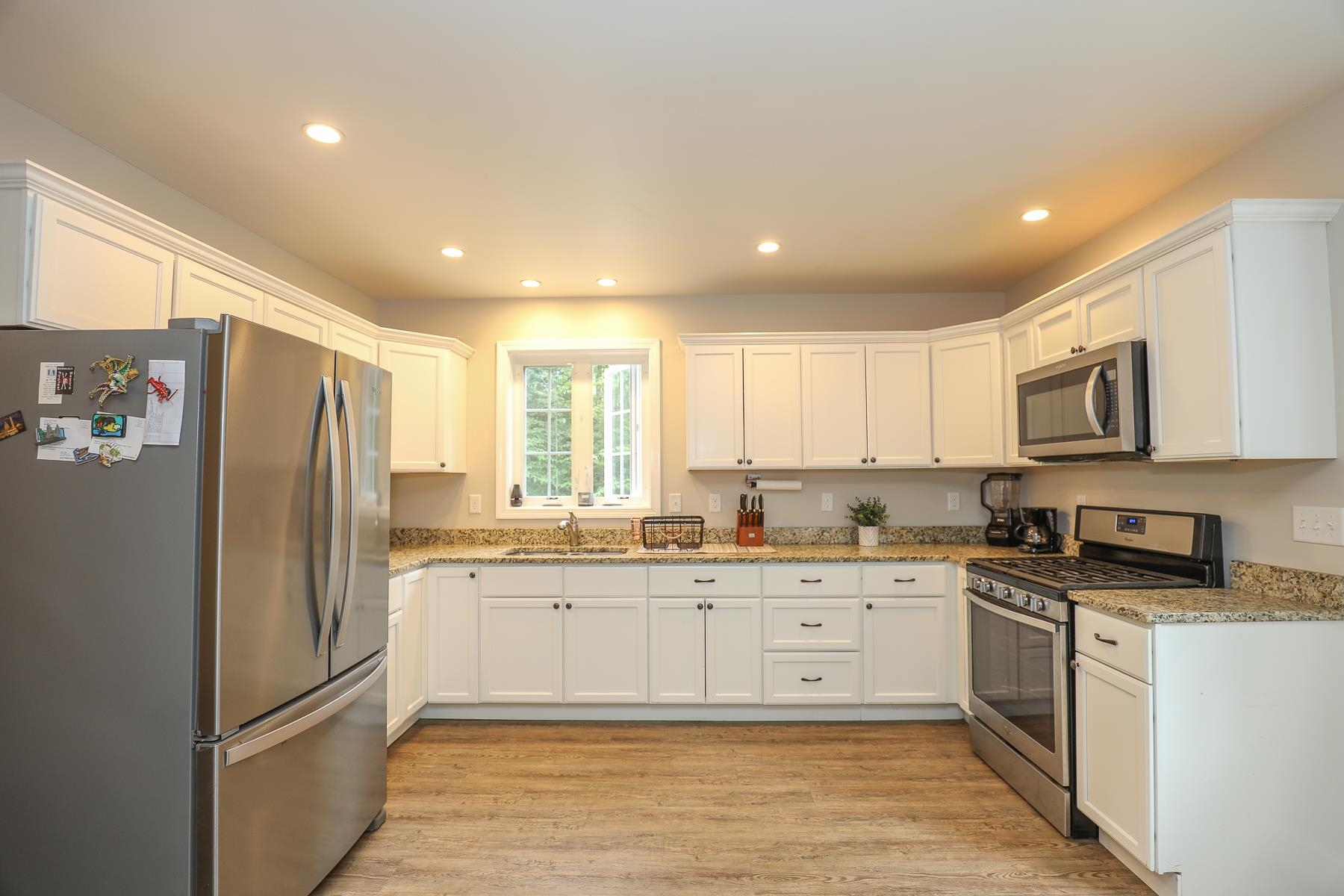 772 Flaghole Road Franklin, NH 03235 - Photo 5 of 22