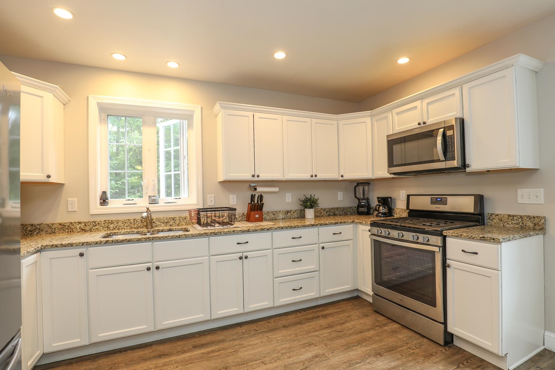 772 Flaghole Road Franklin, NH 03235 - Photo 6 of 22