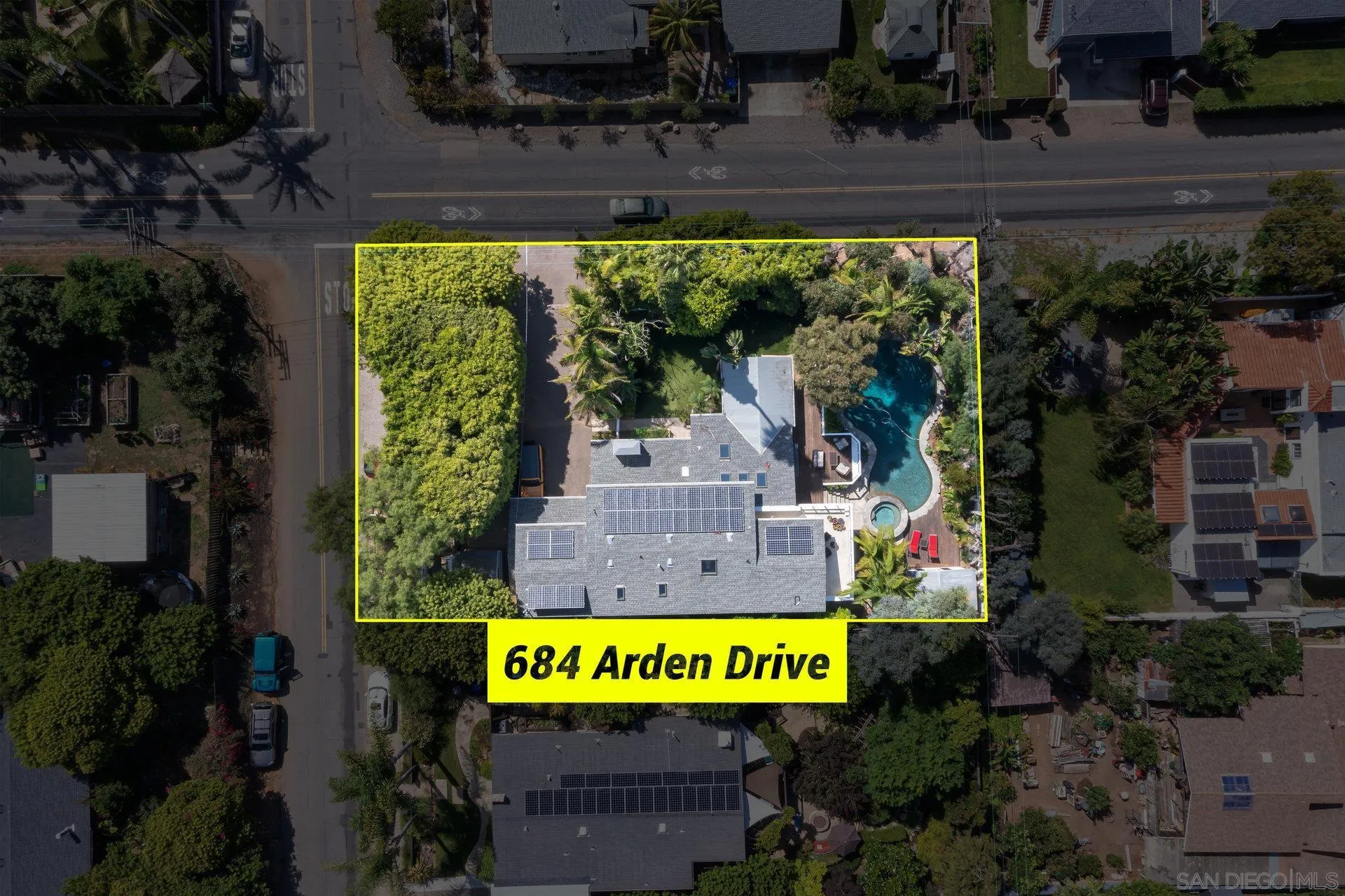 684 Arden Drive Encinitas, CA 92024 - Photo 15 of 59