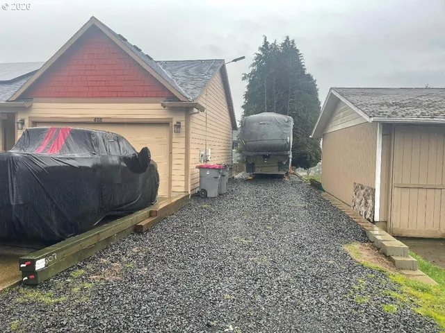 $435,000 | 408 Southwest Oak Street, Willamina, OR 97396