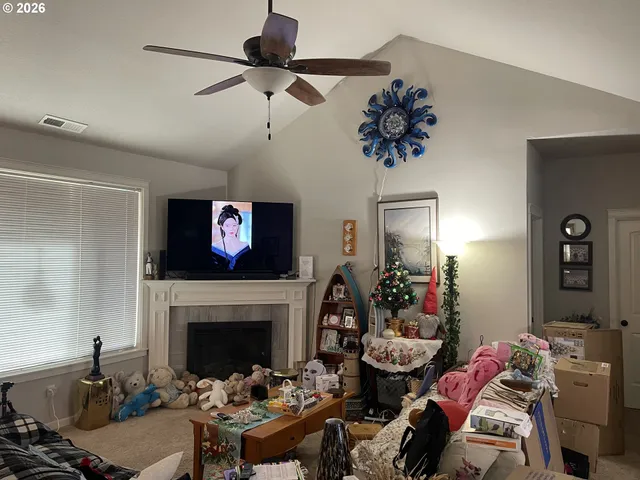 $435,000 | 408 Southwest Oak Street, Willamina, OR 97396