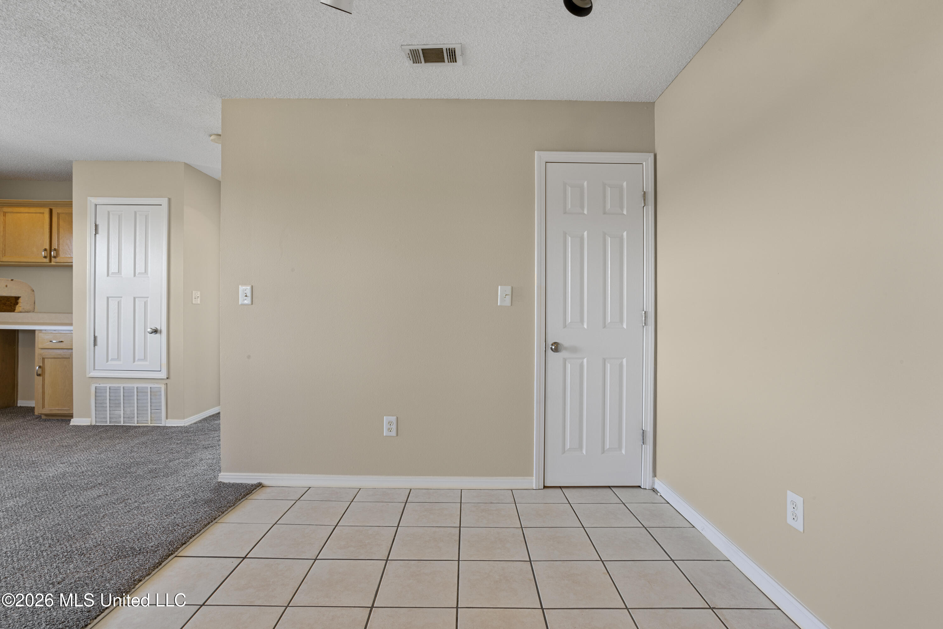 3230 Cumberland Road, Unit 208 Ocean Springs, MS 39564 - Photo 11 of 37 010