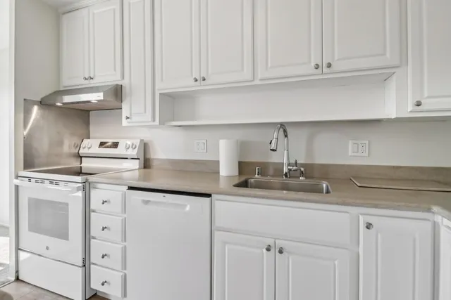 $678,888 | 815 North Humboldt Street, Unit 508, San Mateo, CA 94401