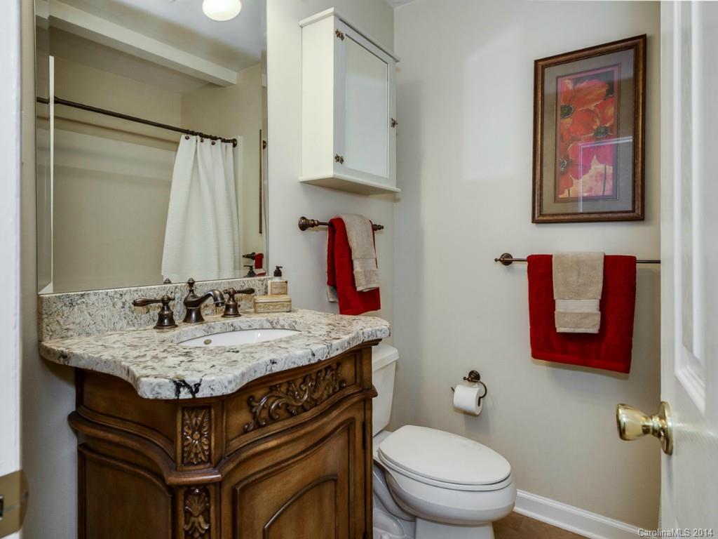 5229 Seacroft Road Charlotte, NC 28210 - Photo 14 of 19