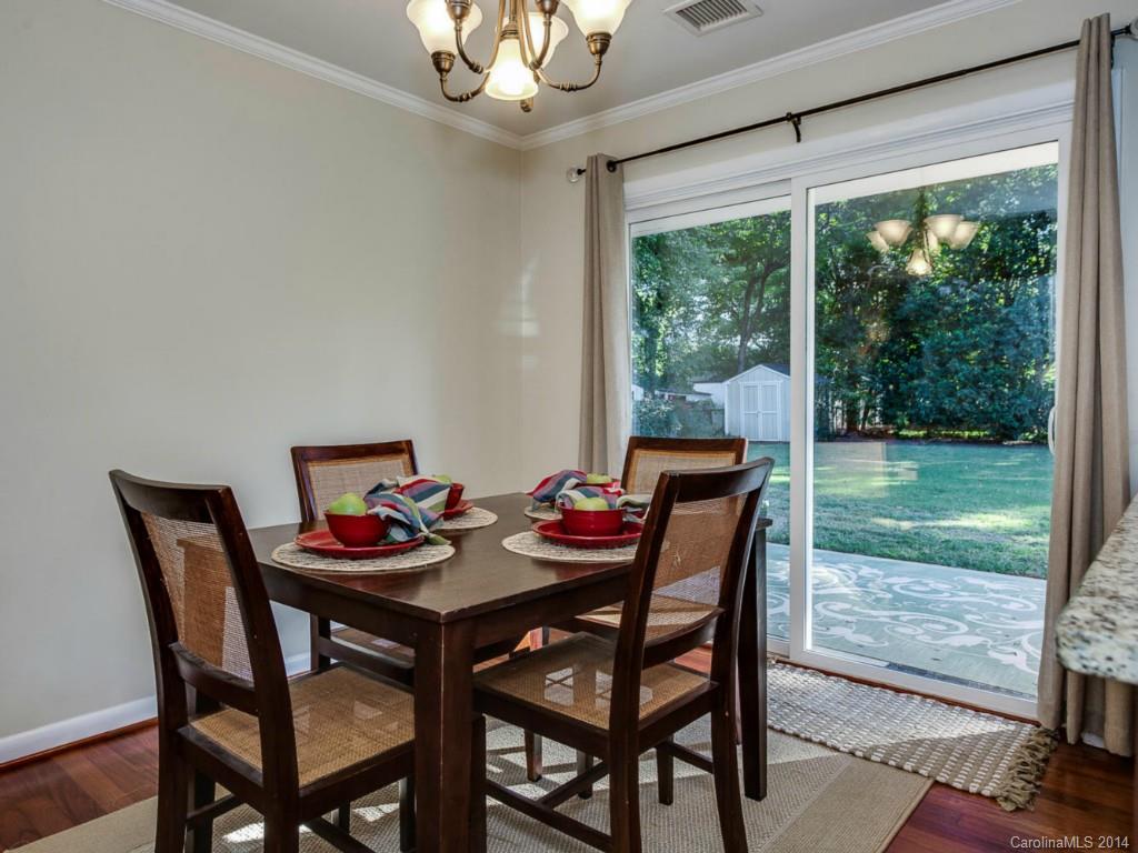 5229 Seacroft Road Charlotte, NC 28210 - Photo 7 of 19