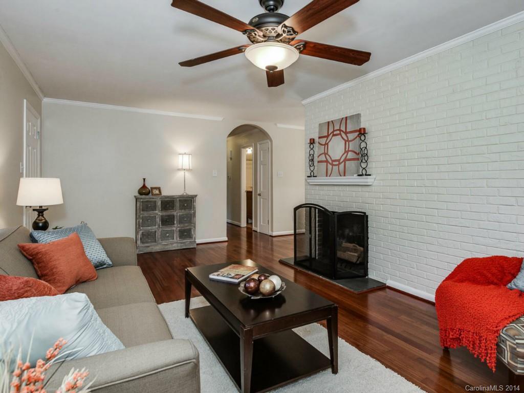5229 Seacroft Road Charlotte, NC 28210 - Photo 8 of 19