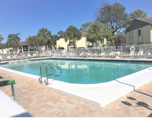 $1,600 | 5930 Whispering Pine Way, Unit C1, Lake Worth, FL 33463