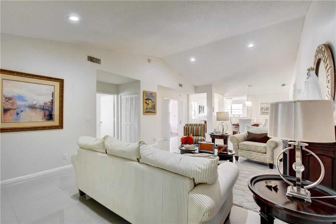 6746 Montego Bay Boulevard, Unit D Boca Raton, FL 33433 - Photo 24 of 39 Photo 24