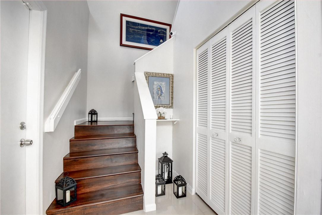 6746 Montego Bay Boulevard, Unit D Boca Raton, FL 33433 - Photo 5 of 39 Photo 5