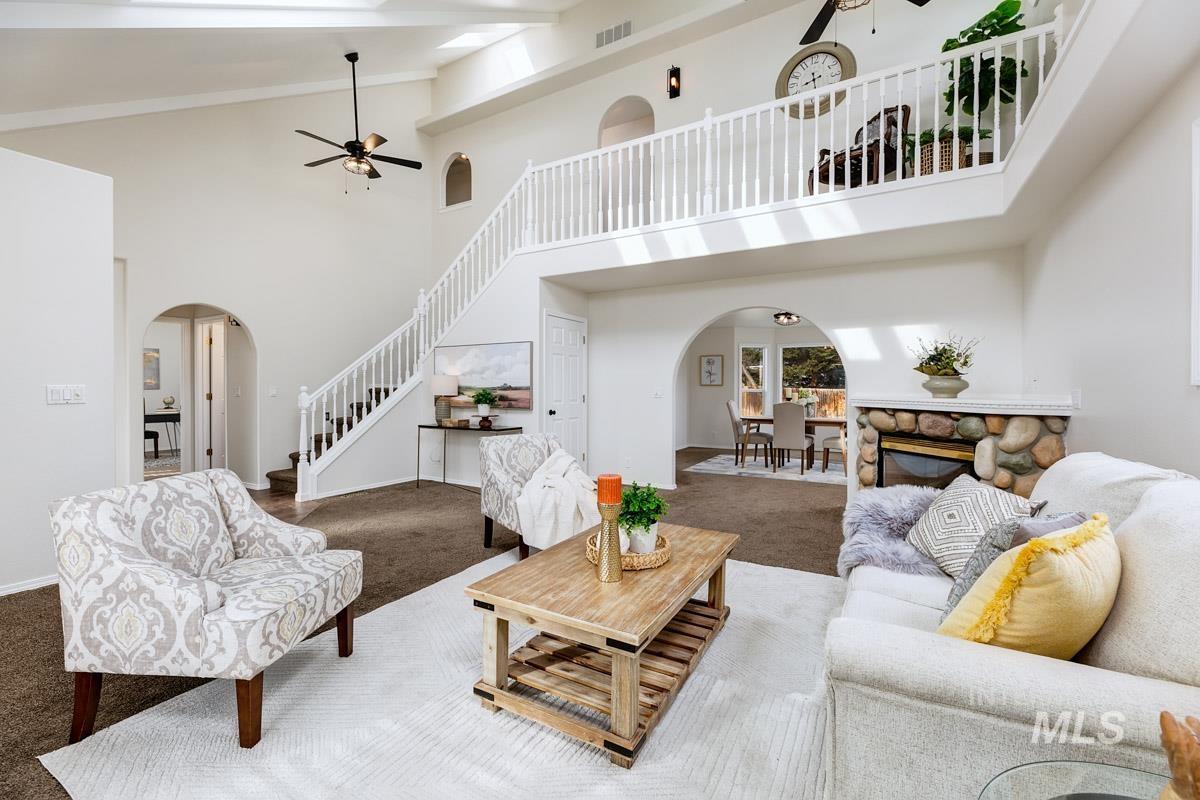 992 North Pinnacle Way Eagle, ID 83616 - Photo 7 of 41