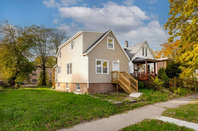 $189,900 | 8106 South Dobson Avenue, Chicago, IL 60619
