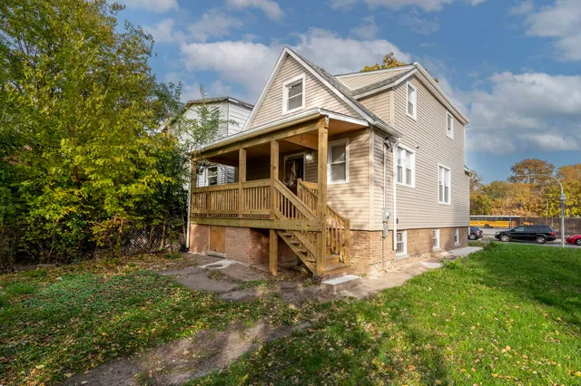 $189,900 | 8106 South Dobson Avenue, Chicago, IL 60619