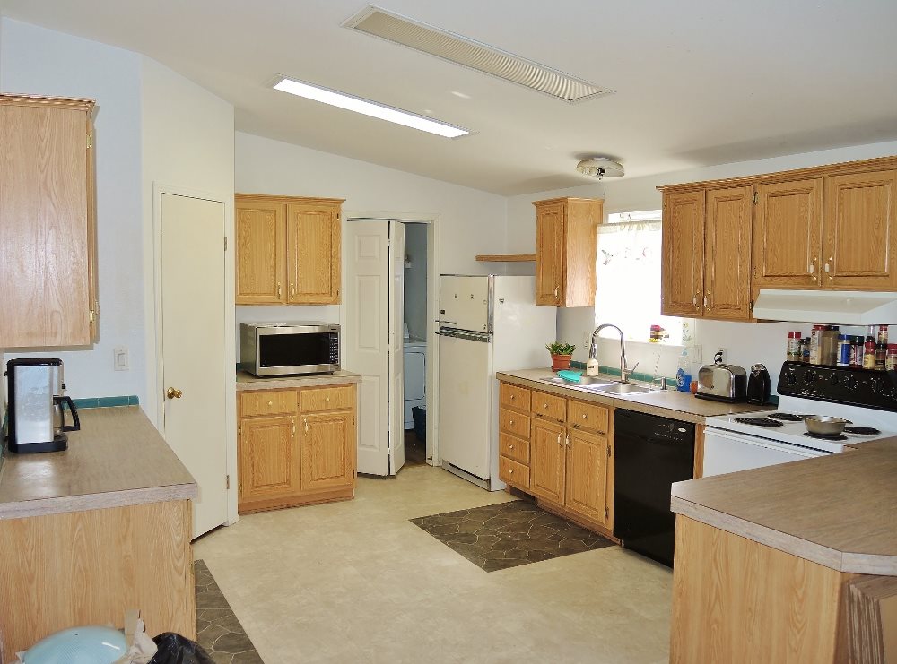 22915 South Cross Road Cheney, WA 99004 - Photo 5 of 20