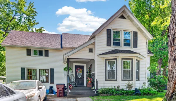 $229,900 | 33 Clyde Street, Gloversville, NY 12078