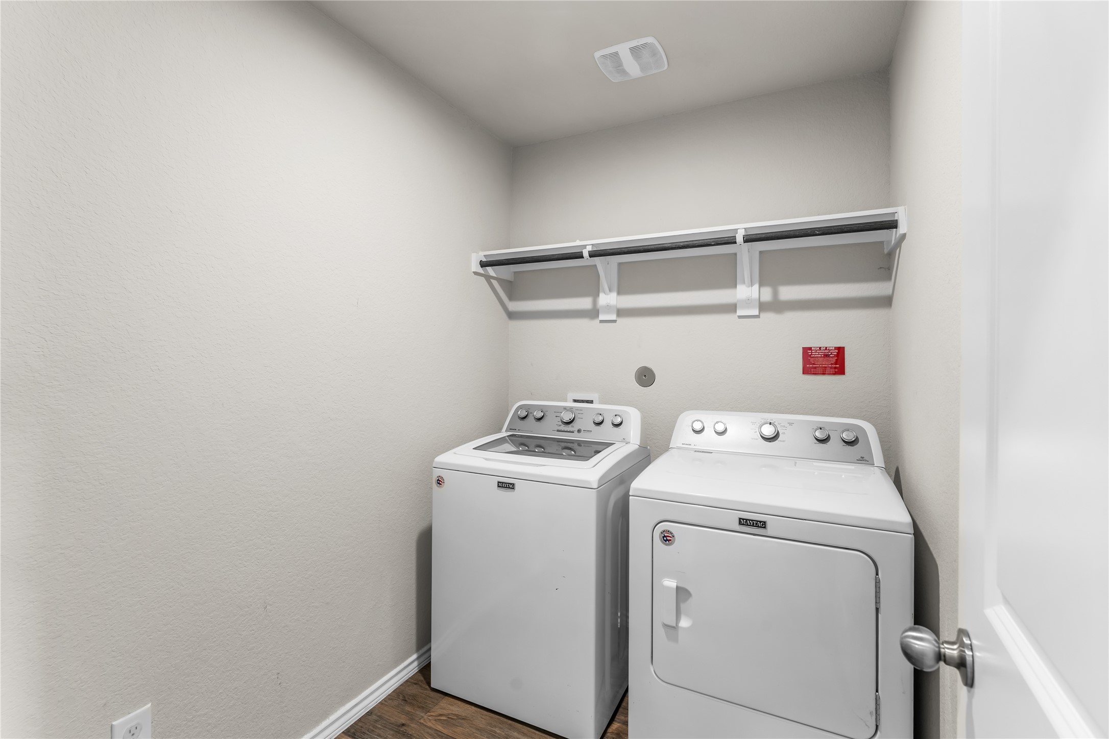 5214 Perkins Ridge Way Katy, TX 77449 - Photo 26 of 29 washer/ dryer included